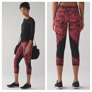 Lululemon Crop Leggings Black Pink Neon